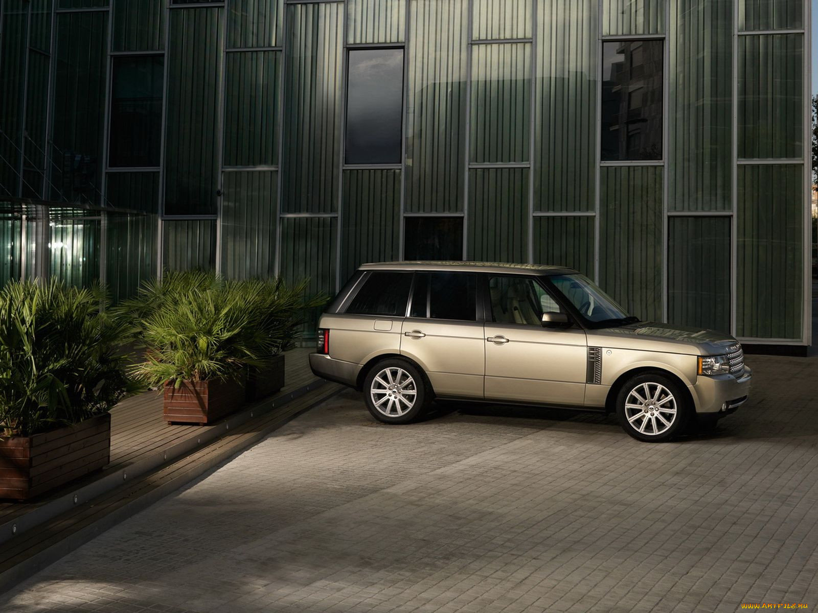 , range, rover